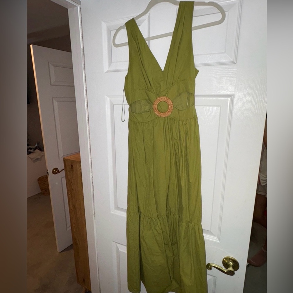 Vestique Olive Maxi Dress with Ring Detail